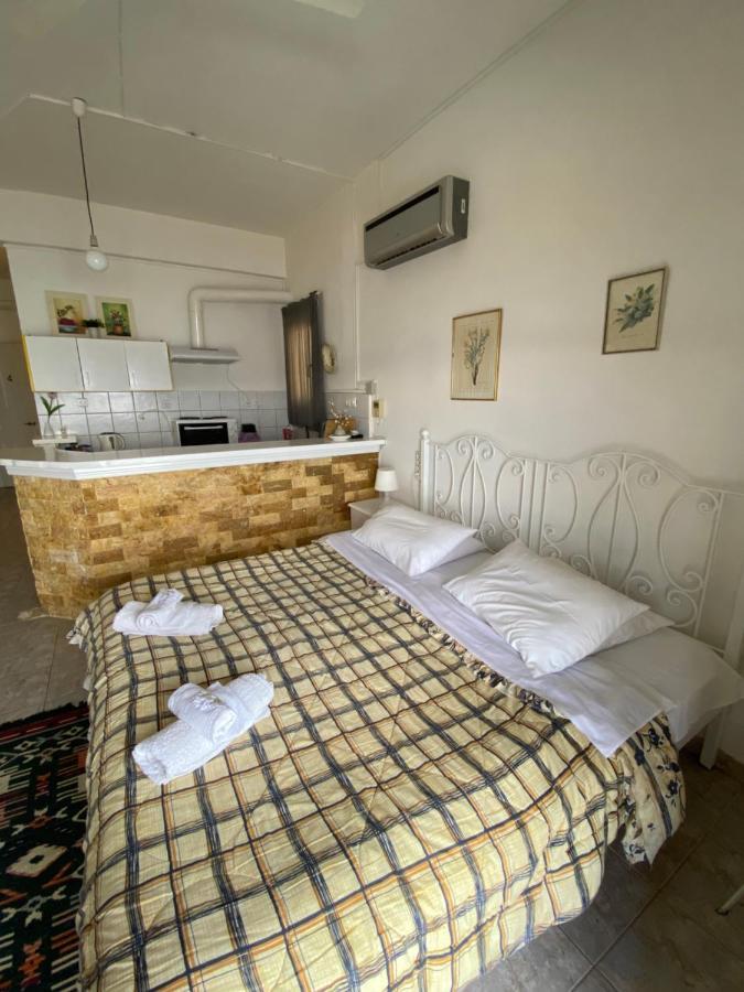Δωματια Ξανθουλα Xanthoyla Rooms 阿马利阿波利 外观 照片