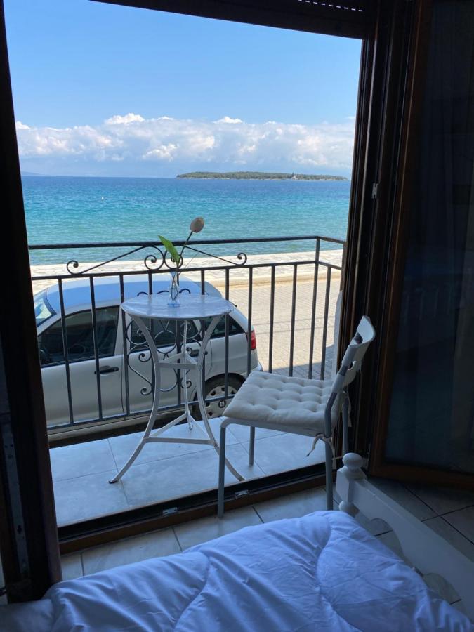 Δωματια Ξανθουλα Xanthoyla Rooms 阿马利阿波利 外观 照片